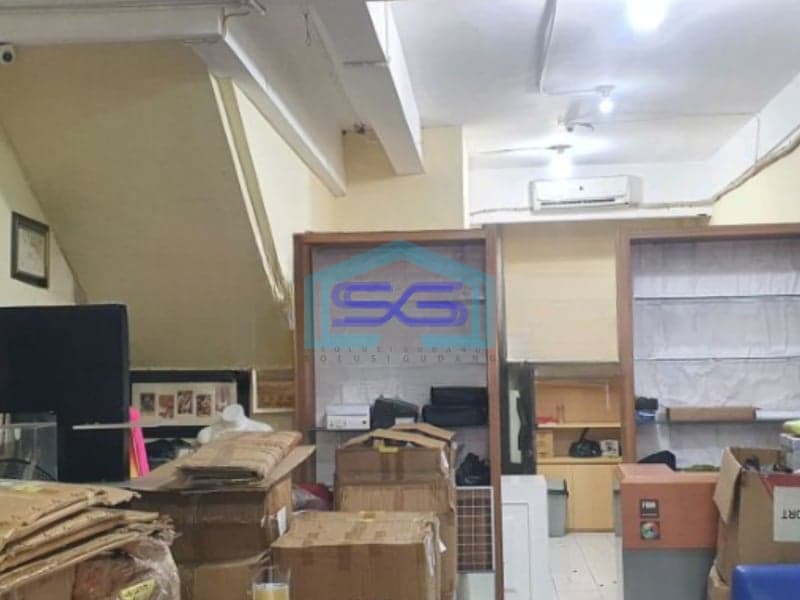 Dijual Ruko Luas Bangunan  220 m² Lokasi di Penjaringan Jakarta Utara