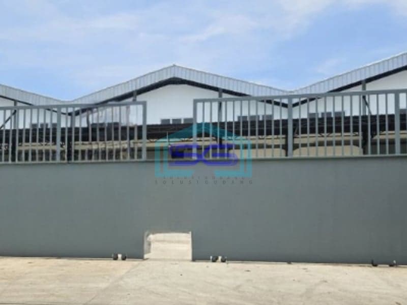 Disewakan Gudang Luas Tanah 750 m² Lokasi Bebas Banjir di Kapuk Kamal Jakarta Barat