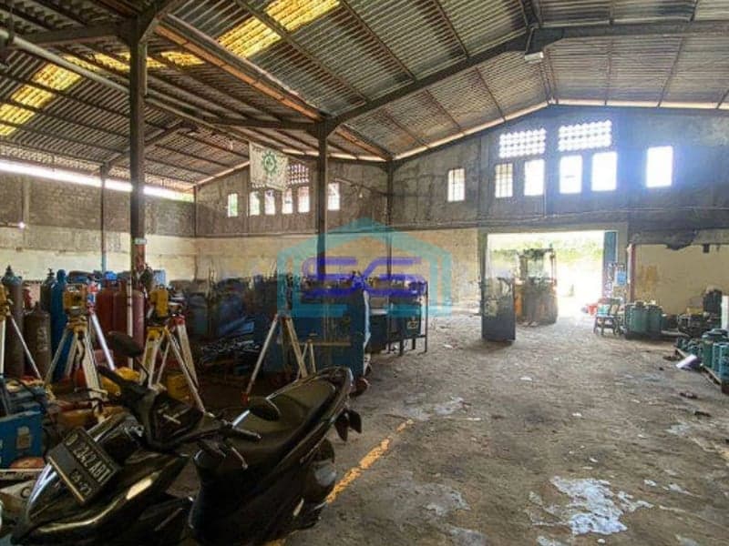 Dijual Gudang Siap Pakai di Bekasi Barat Akses Tol dan Kontainer LT 1874m2