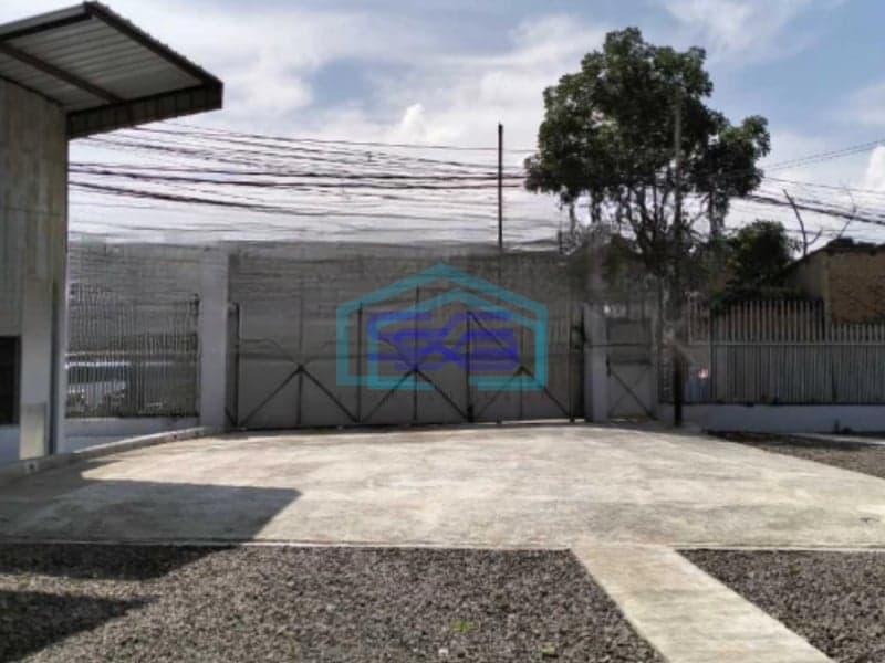 Disewakan Gudang Luas Tanah 2600 m² Lokasi Soekarno Hatta Bandung