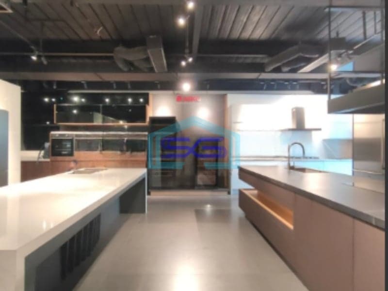 Dijual Gedung Kantor Strategis Slipi S. Parman Jakarta Barat LT 534m2