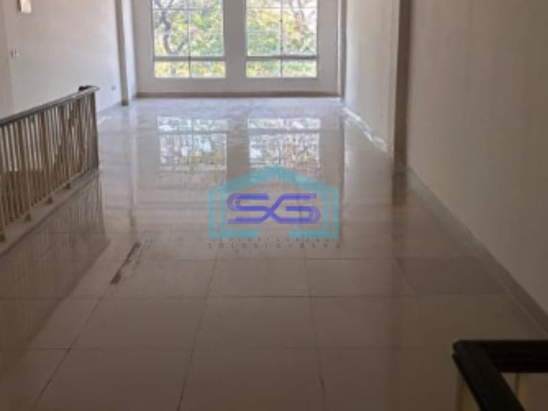 Dijual Ruko Siap Huni Luas Bangunan  236 m² Lokasi di Jakarta Barat