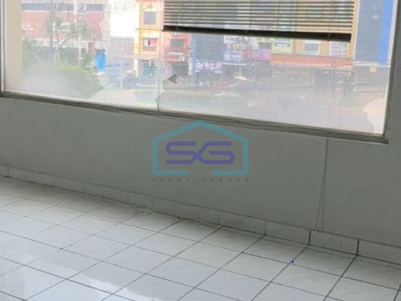 3-Story Shophouse for Sale with 221 sqm Building Area in Alam Sutera, Tangerang