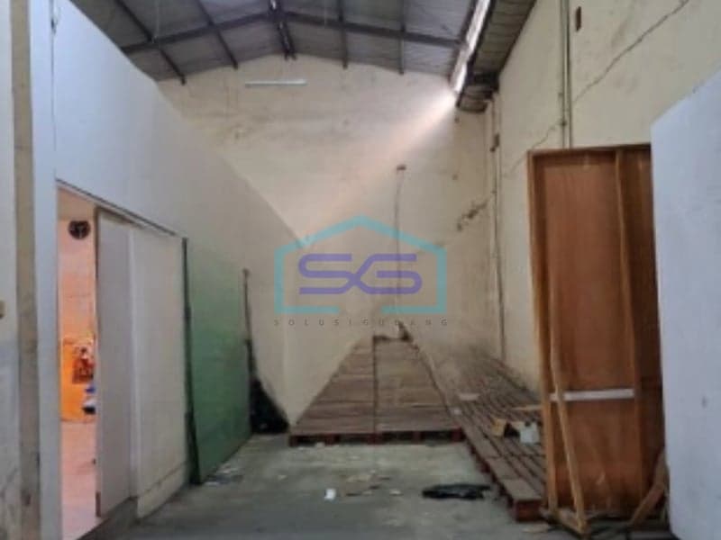 Warehouse for Rent Land Area 180 sqm Located in North Jakarta
