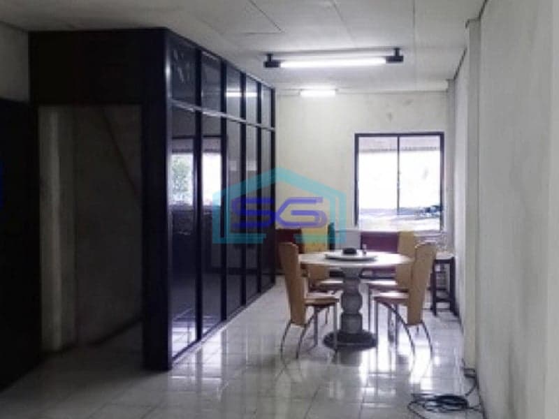 Dijual Ruko Cocok Untuk Bubut, Kantor, Strategis di Pangeran Jayakarta Jakarta Pusat LB 225m2