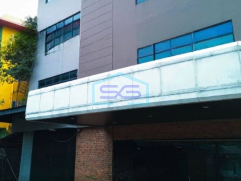 Disewakan Gudang Siap Pakai Luas Tanah 7075 m² Lokasi di Kelapa Gading Jakarta Utara