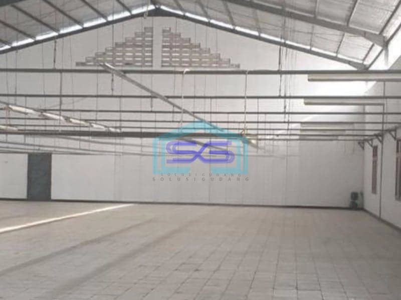 Disewakan Gudang Akses Kontainer Di Jl Sadang Rahayu Bandung Luas Tanah 1000 m²