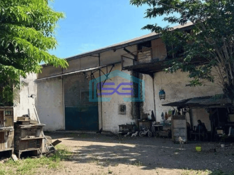 Dijual Gudang Akses Container 20 Feet di Perak Surabaya Luas Bangunan 3000 m²