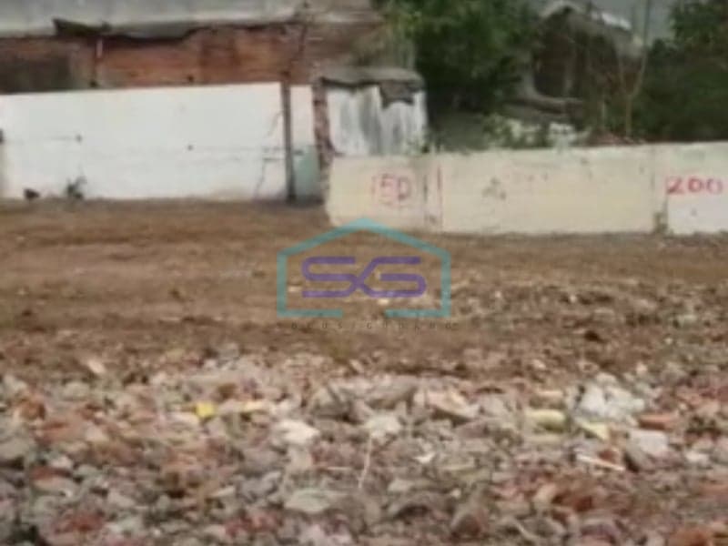 普利特，北雅加达，临主干道战略性地块出售 1106平方米