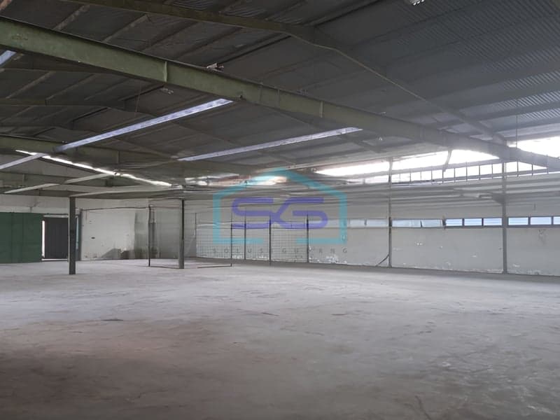 万隆西爪哇巴拉隆区可随时使用仓库出租 建筑面积875平方米