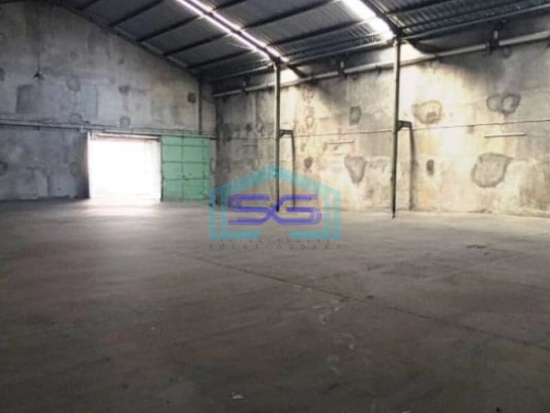 Disewakan Gudang Akses Container Luas Tanah  916 m²  Lokasi di Bantul Yogyakarta
