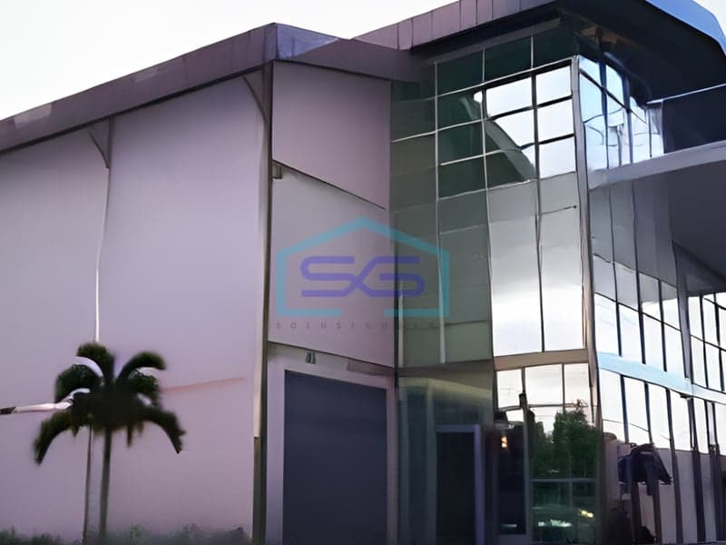Warehouse for Sale 400 m² Building Area Flood-Free in Kapuk Kamal West Jakarta