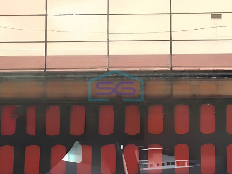 西爪哇勿加泗Narogong战略性店屋出租 建筑面积390平方米