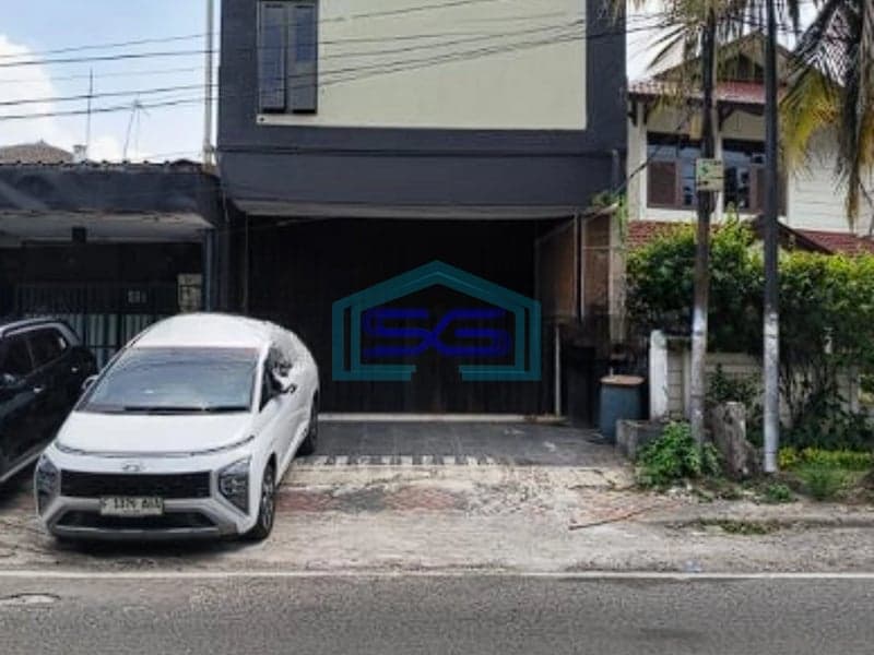 Disewakan Ruko 3 Lantai Di Tebet Timur Jakarta Selatan Dalam Lokasi Strategis LB 300m2