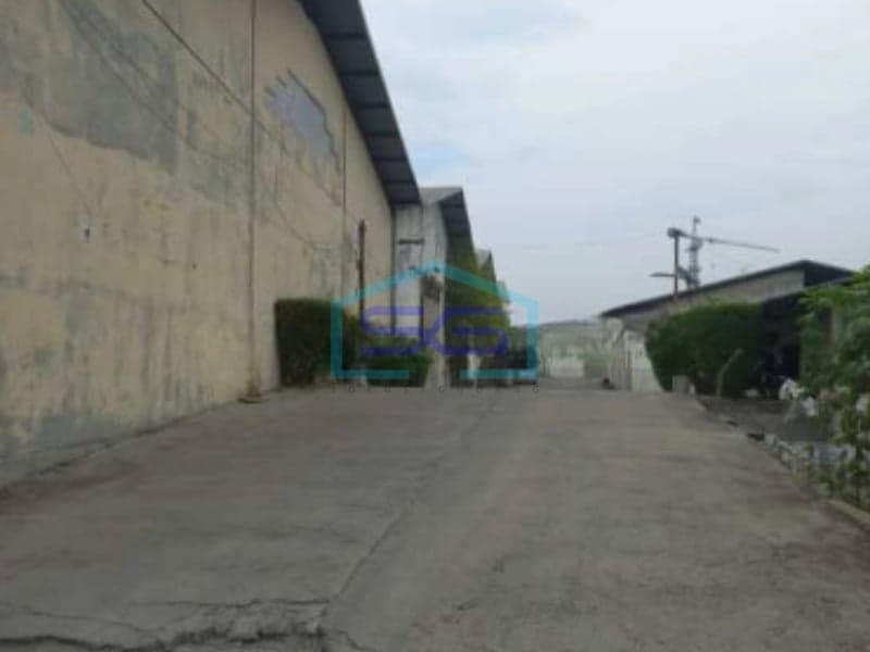 Disewakan Gudang di Tambun Bekasi Luas Bangunan 1200m2 Pinggir Jalan Besar Full Bangunan