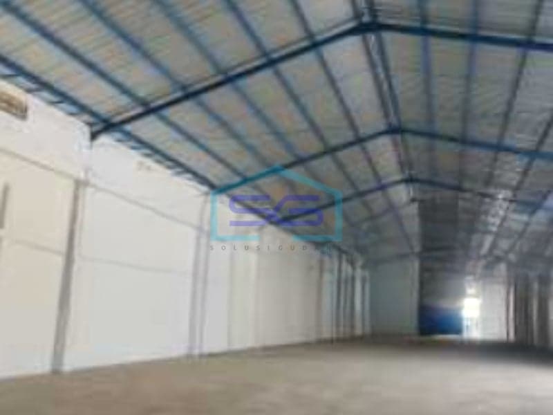 Disewakan Gudang Luas Bangunan 3500 m² Lokasi di Sukoharjo Akses Container