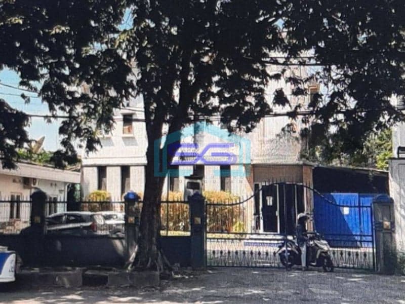 Dijual Gudang ex Pabrik Farmasi Surabaya Lokasi Strategis Dipinggir Jalan LT 999m2
