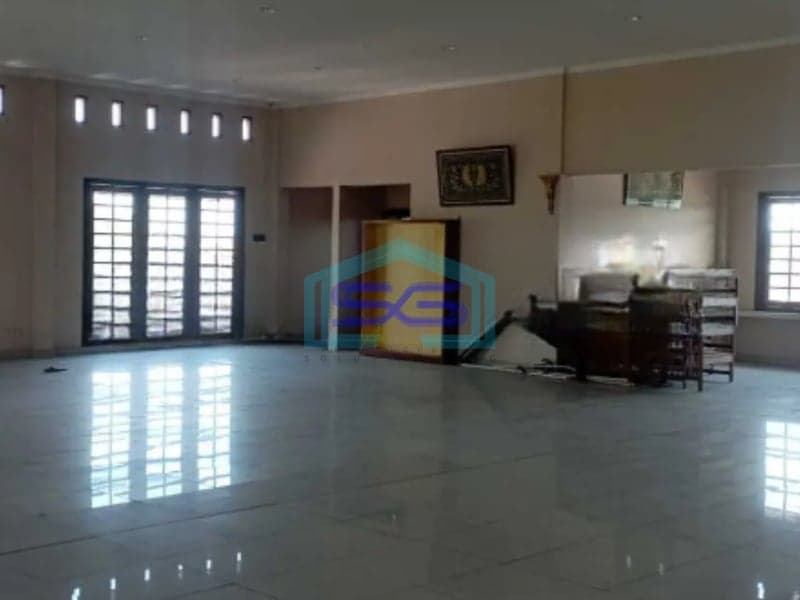 Disewakan Ruko 2 Lantai Di Tirtonirmolo Kasihan Bantul Jogja Luas Bangunan 832 m²