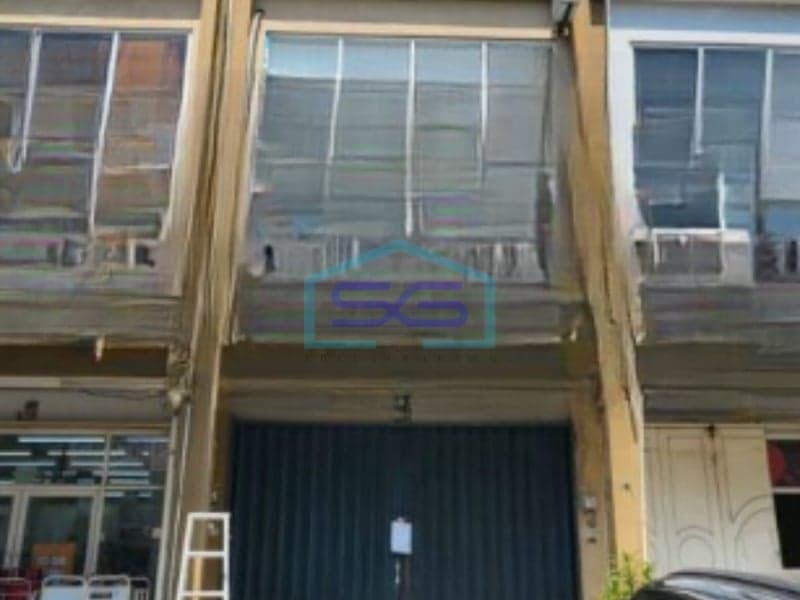 3-Story Shophouse for Rent, Flood-Free Location in West Jakarta