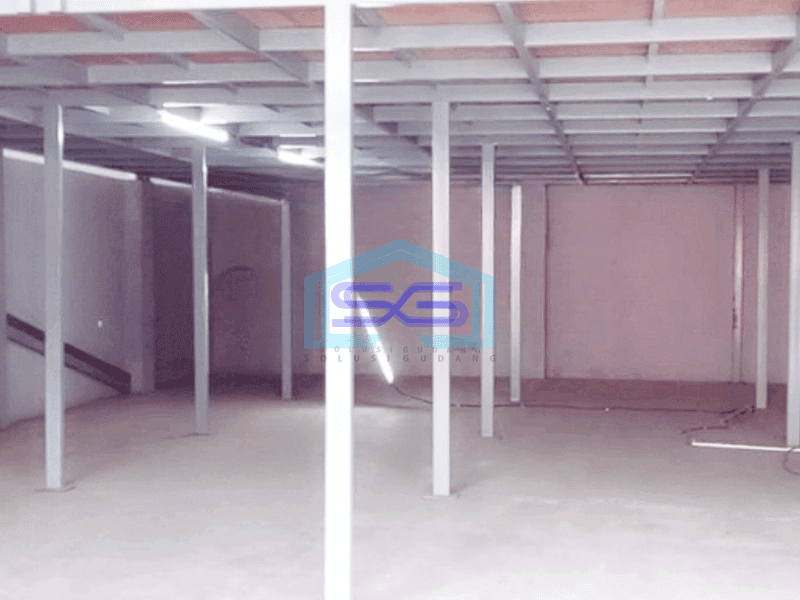 Disewakan Gudang Murah di Daerah Cakung Jakarta Timur 2 Lantai Ada Mezzanine