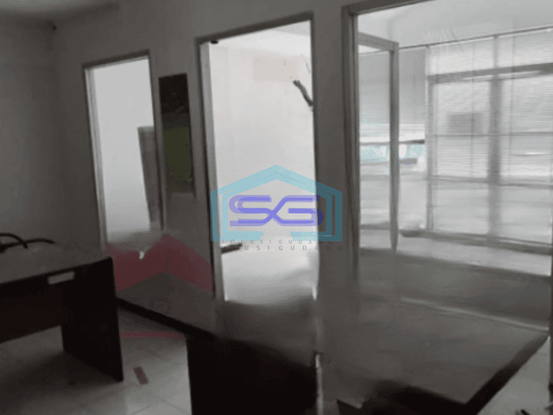 Disewakan Ruko 3 Lantai Luas Bangunan 182 m² Lokasi Surabaya Kota