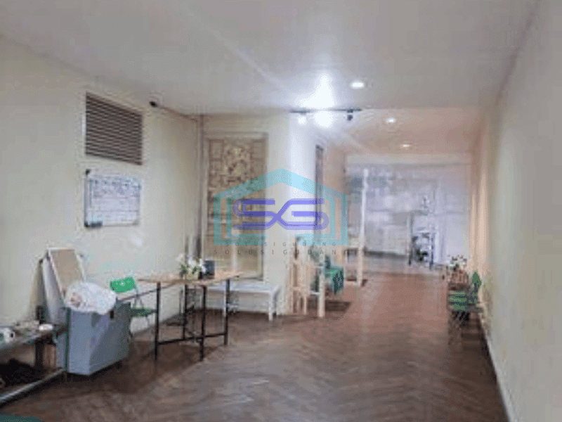 Disewakan Ruang Usaha Kantor Strategis siap pake Di mainroad Riau Bandung