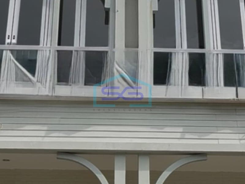 Disewakan Ruko Murah Luas Bangunan 196 m² Lokasi di Jakarta Barat