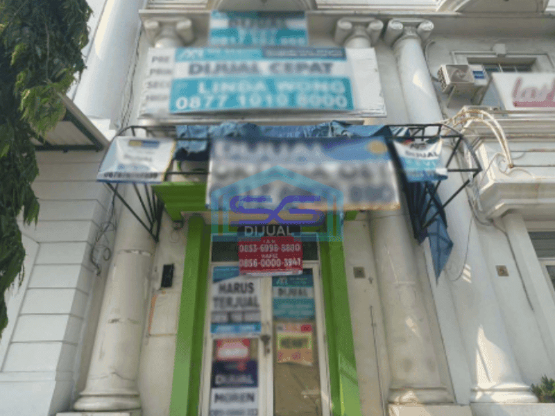 Ruko Strategis di Komplek Bukit Golf Meditarania, PIK Jakarta Utara Luas Tanah 75 m²