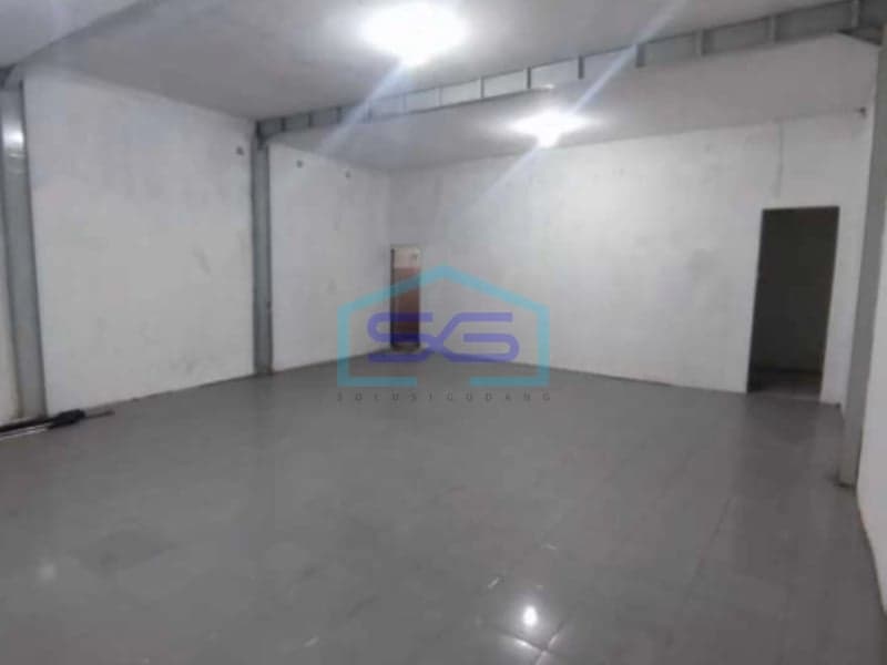 Disewakan Ruko Strategis Usaha Di Otista Ciateul Bandung Kota Luas Bangunan 150m²