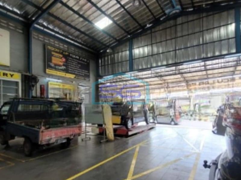 For Sale: Ready to Occupy Commercial Space 250 m² Building Area in Ciater Tangerang