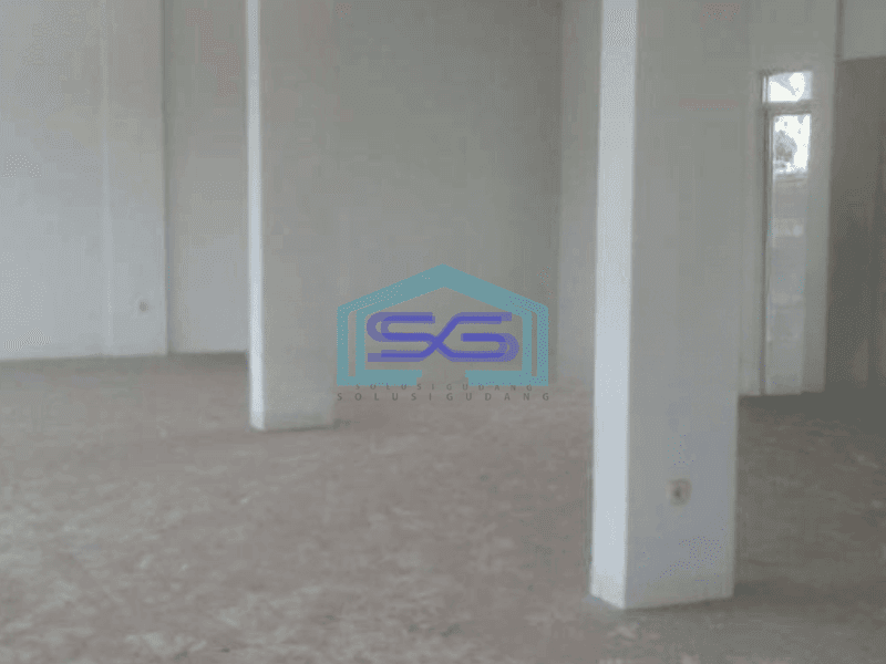 Disewakan Gudang Luas Tanah  713 m² di Soekarno Hatta Lokasi Strategis