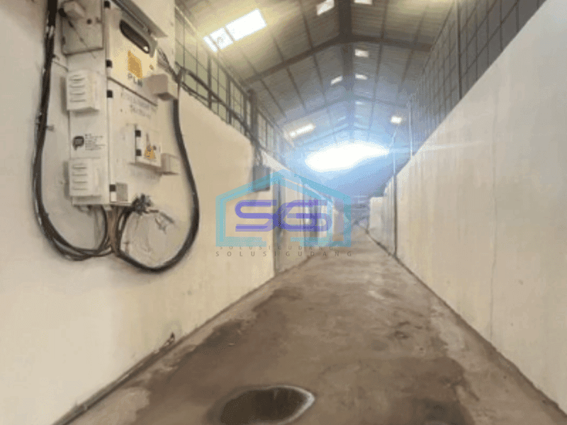 Disewakan Gudang Di Pergudangan Kav Dpr Cipondoh Tangerang Luas Tanah 1600m2
