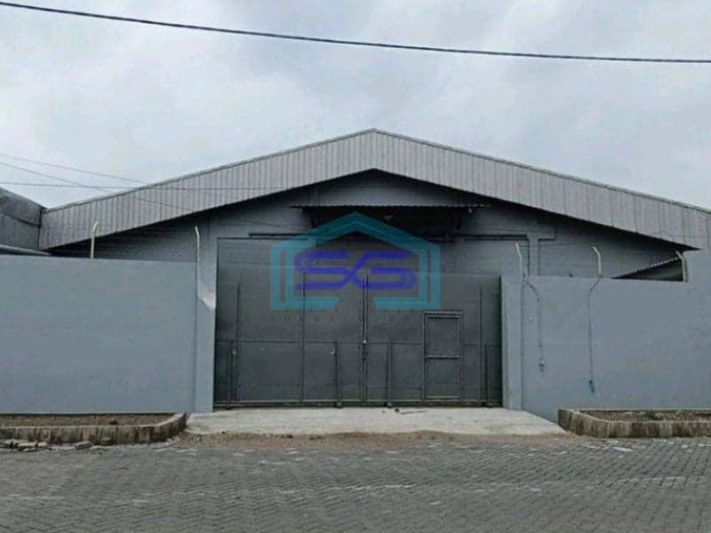 Disewakan Gudang Bagus Siap Pakai Bebas Banjir Suri Mulia Margomulyo Surabaya LT 730m2