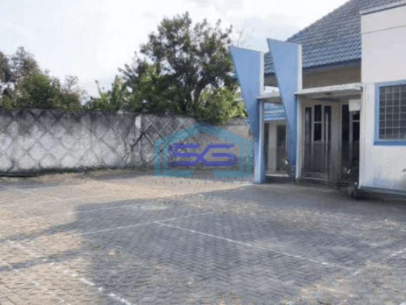 Dijual Kantor Harga Nego di Mlati Sleman Luas Tanah 726 m²
