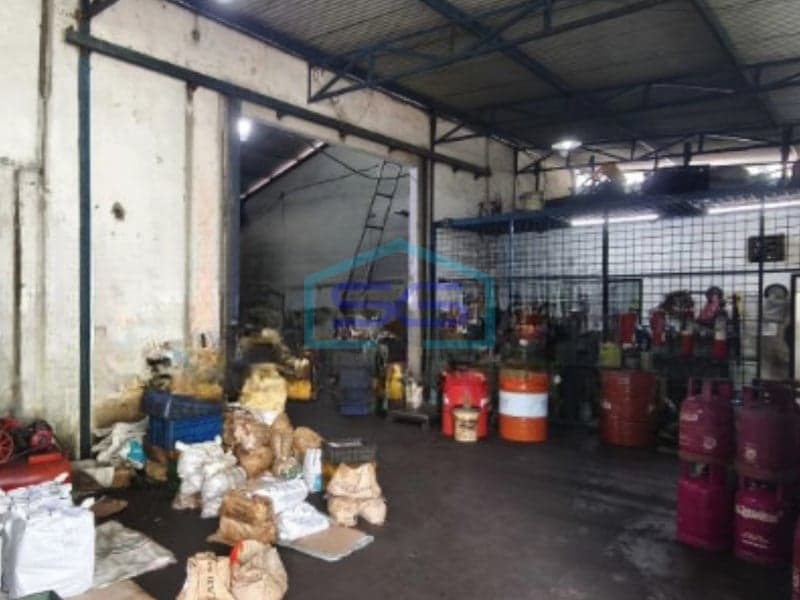Dijual Gudang Luas Bangunan 800 m² Lokasi di Tangerang Banten