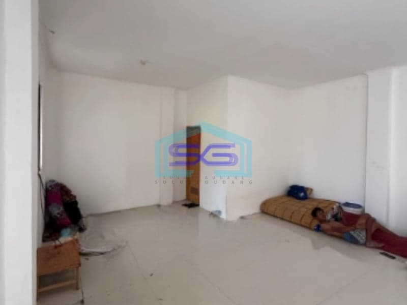 Disewakan Gudang Kavling Dpr Cipondoh Tangerang Luas Bangunan 665m2