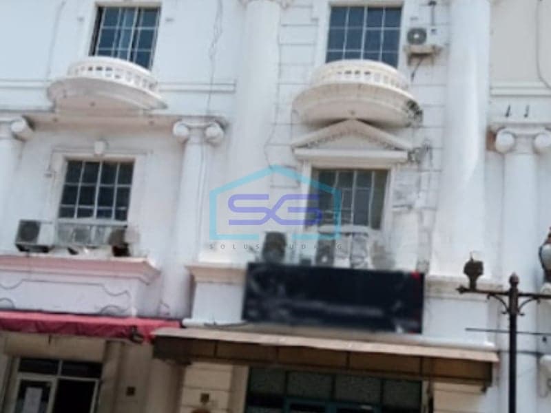 Disewakan Ruko 3 Lantai Lokasi di Pantai Indah Kapuk Jakarta Utara