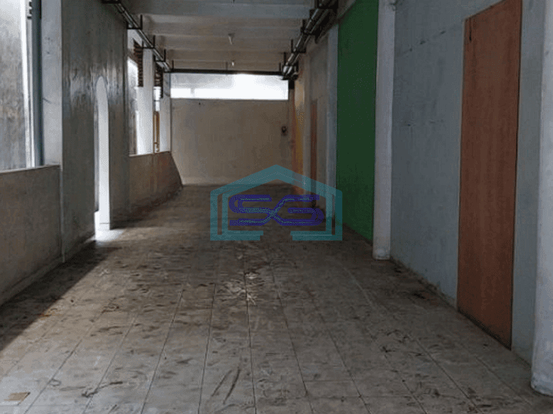 Disewakan Gedung Ruang Usaha 3 Lantai di Kerobokan Badung Bali LB 1000m2