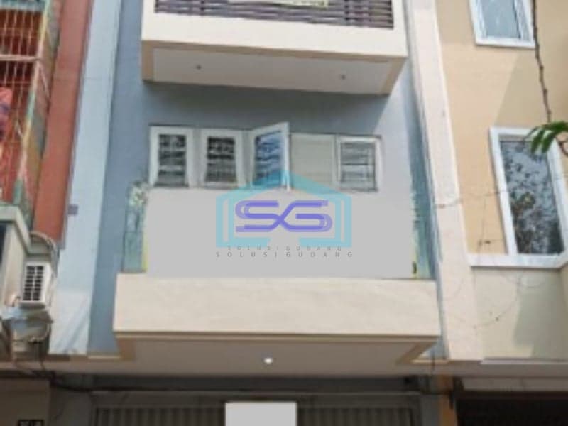 Dijual Ruko di Taman Palem Jakarta Barat Lokasi Strategis LB 405m2
