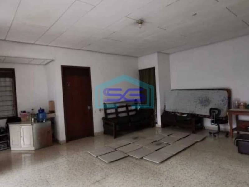 Di Sewakan Gudang Bekas Garmen, Di Tengah Kota Sayap Jend Sudirman Bandung Luas Bangunan  2400 m²