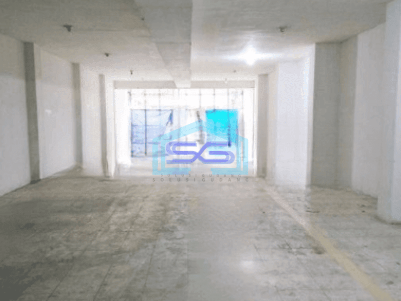 Disewakan Ruko Lokasi Strategis di Samping Metro Tanah Abang Luas Tanah 245 m²