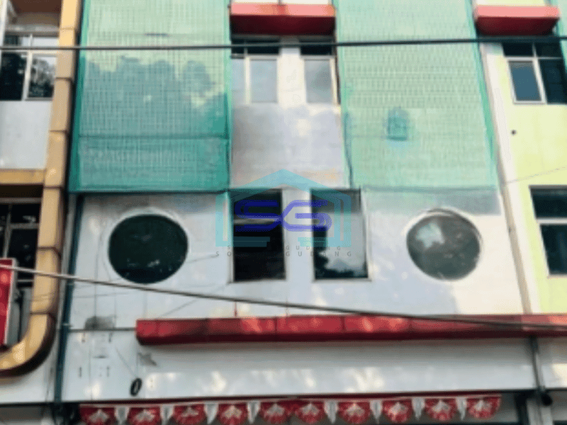 Disewakan Ruko Luas Bangunan  206 m² Lokasi Surabaya Kota