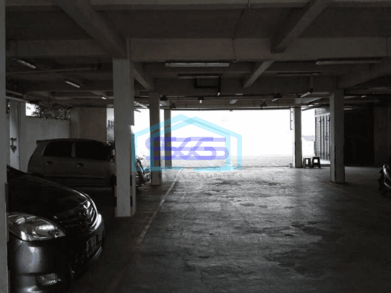 Dijual Gedung Tempat Usaha di Jalan Terusan Jakarta