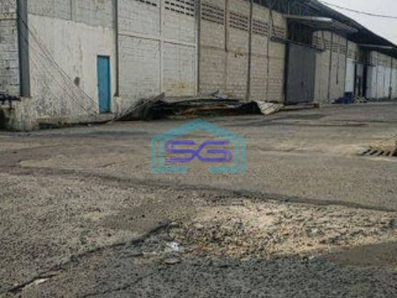 Disewakan Gudang Siap Pakai Lokasi Strategis Dekat Toll Masuk Container 40 feet Luas 720m2
