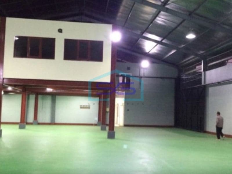 Disewakan Gudang Siap Pakai di Jalan Soekarno Hatta, Pusat Kota Bandung LB 2000 m²
