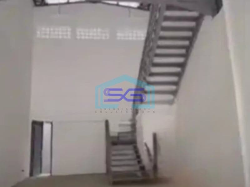 Dijual Gudang Luas Tanah  120 m² Lokasi Ciater Tangerang
