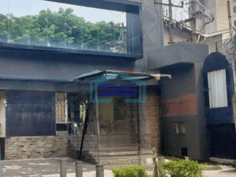 Disewakan Ruang Usaha di Kemang Jakarta Selatan Lokasi Strategis Luas Bangunan 1800 m²