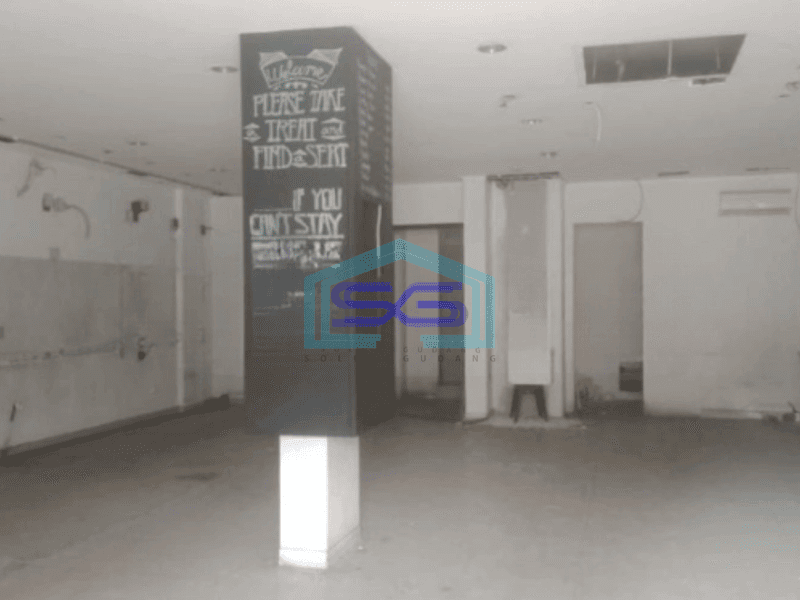 Disewakan Ruko 3 Lantai Luas Bangunan 423 m² di Tebet Jakarta Selatan