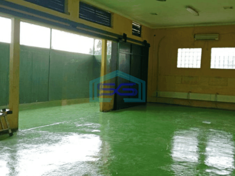Dijual Cepat Gudang Siap Huni Luas Bangunan 3850 m² di Cilodong Depok