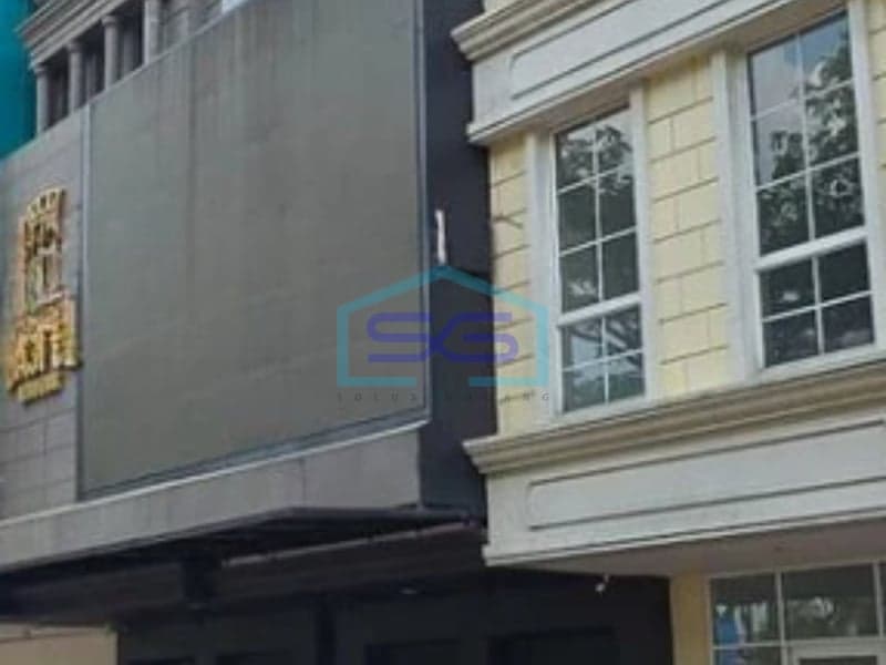 3-Story Shophouse for Rent, Building Area 205 m², Located in Tangerang Banten